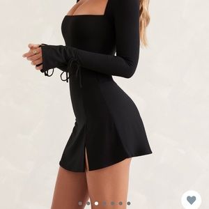 Long sleeve mini dress in black